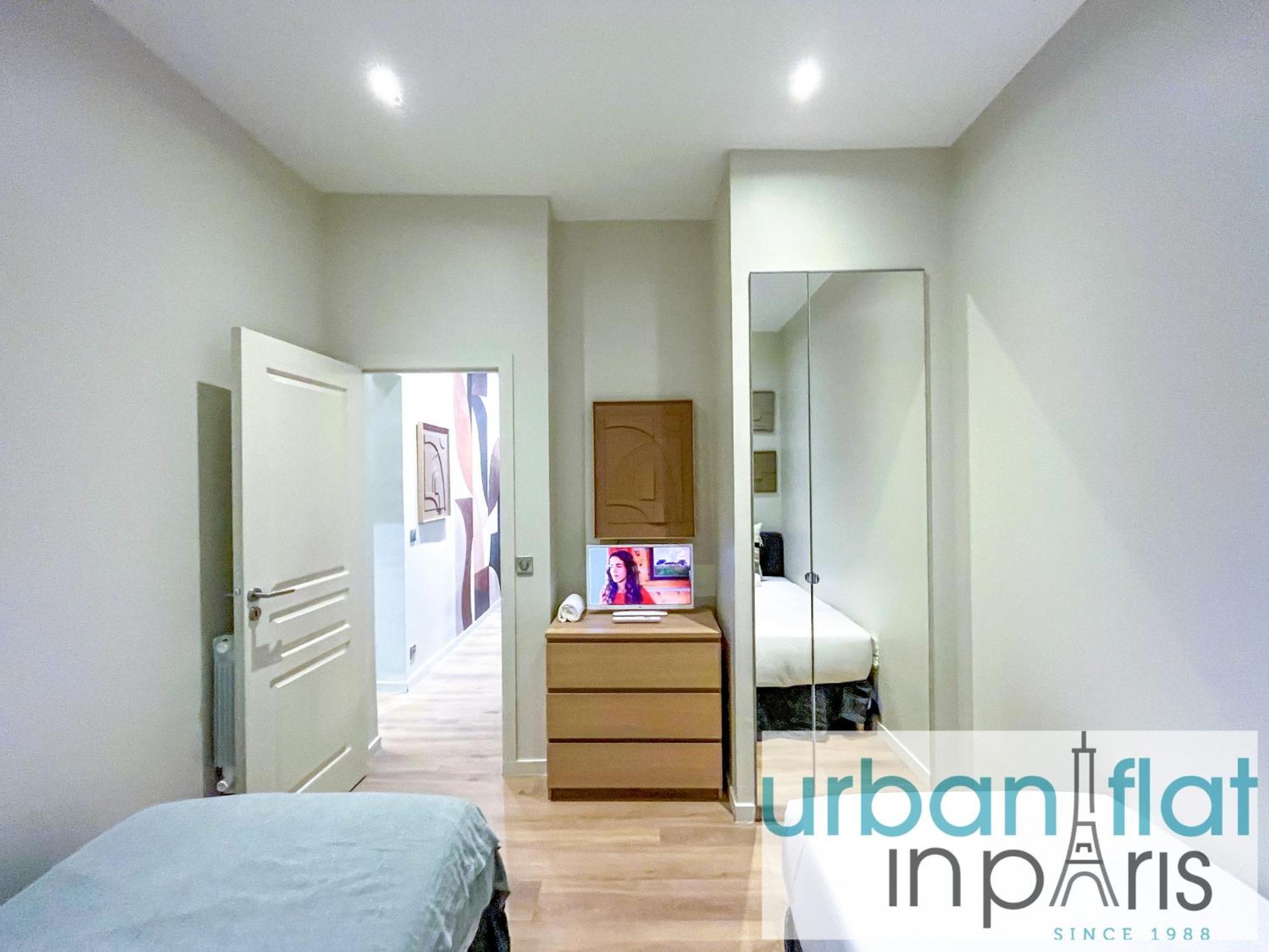 Urban Flat 63 - Beautiful 3 Bedroom Flat Champs-Elysees Paris Exteriör bild
